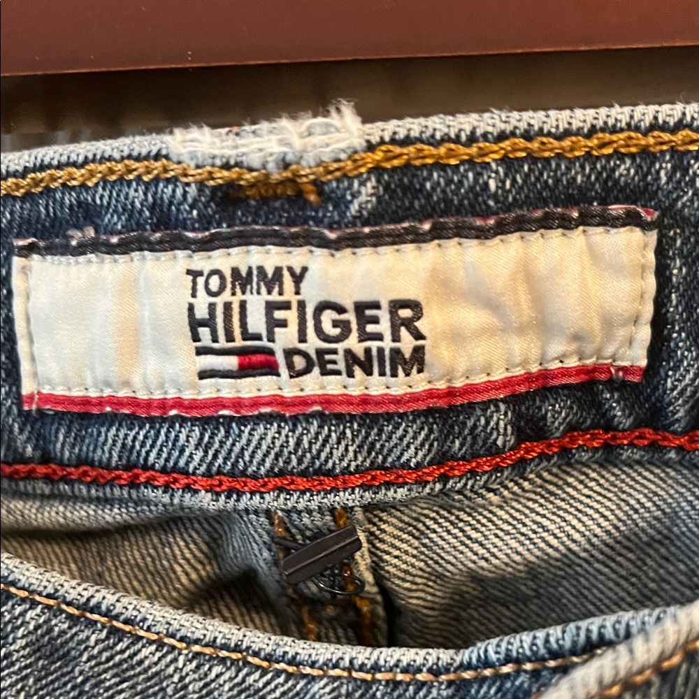 Tommy Hilfiger Men’s Straight-Leg Blue Distressed Jeans